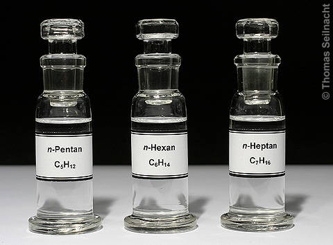 n-Pentan, n-Hexan und n-Heptan sind drei Flüssigkeiten