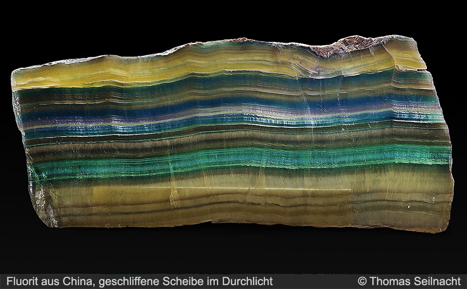 Regenbogenfluorit geschliffen