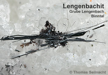 Lengenbachit aus der Grube Lengenbach